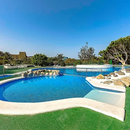 Studio On The Ocean Coast Apartment