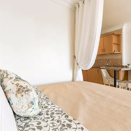 Studio On The Ocean Coast *