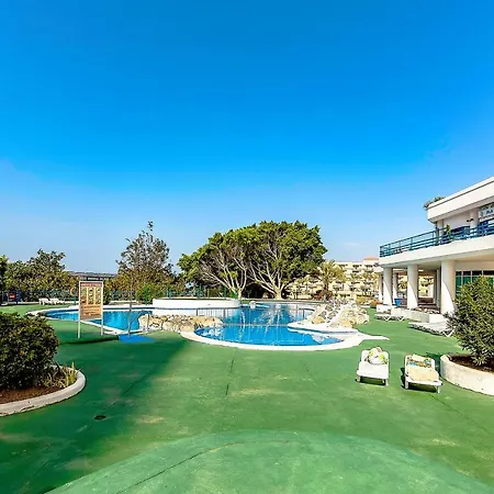 Studio On The Ocean Coast Apartment